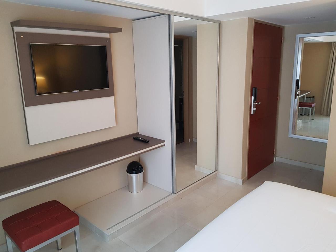 Up Recoleta Hotel Буенос Айрес Екстериор снимка